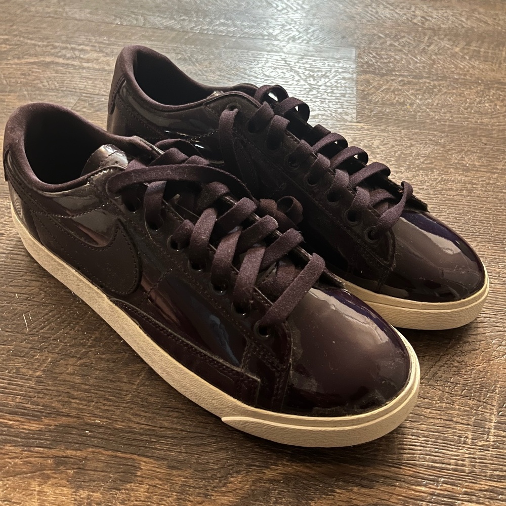 Nike Women Shoes